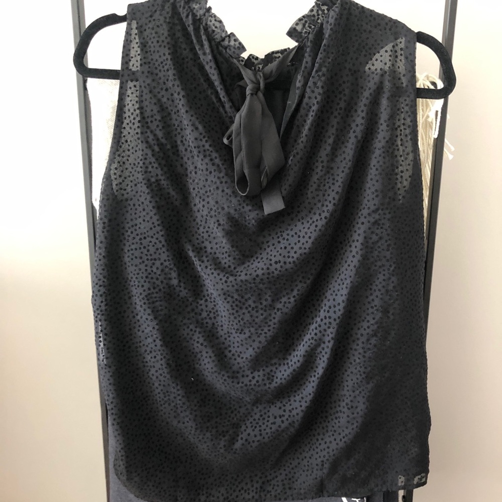 Ruffle neck LOFT sleeveless blouse with bow back